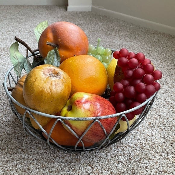 Vintage Bowl Home and Dining Decor Decorative Grapes Fruit - Picture 3 of 6